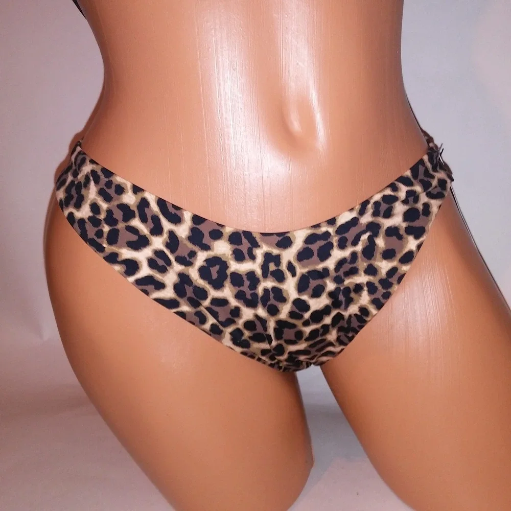 Victoria Secret Swim Bikini 36B Top Medium Brazilian Bottom Black Leopard Ruffle